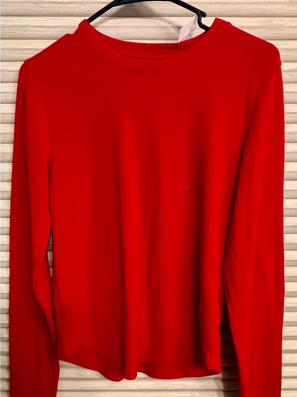 American Eagle Outfitters Long Sleeve Tee in Red